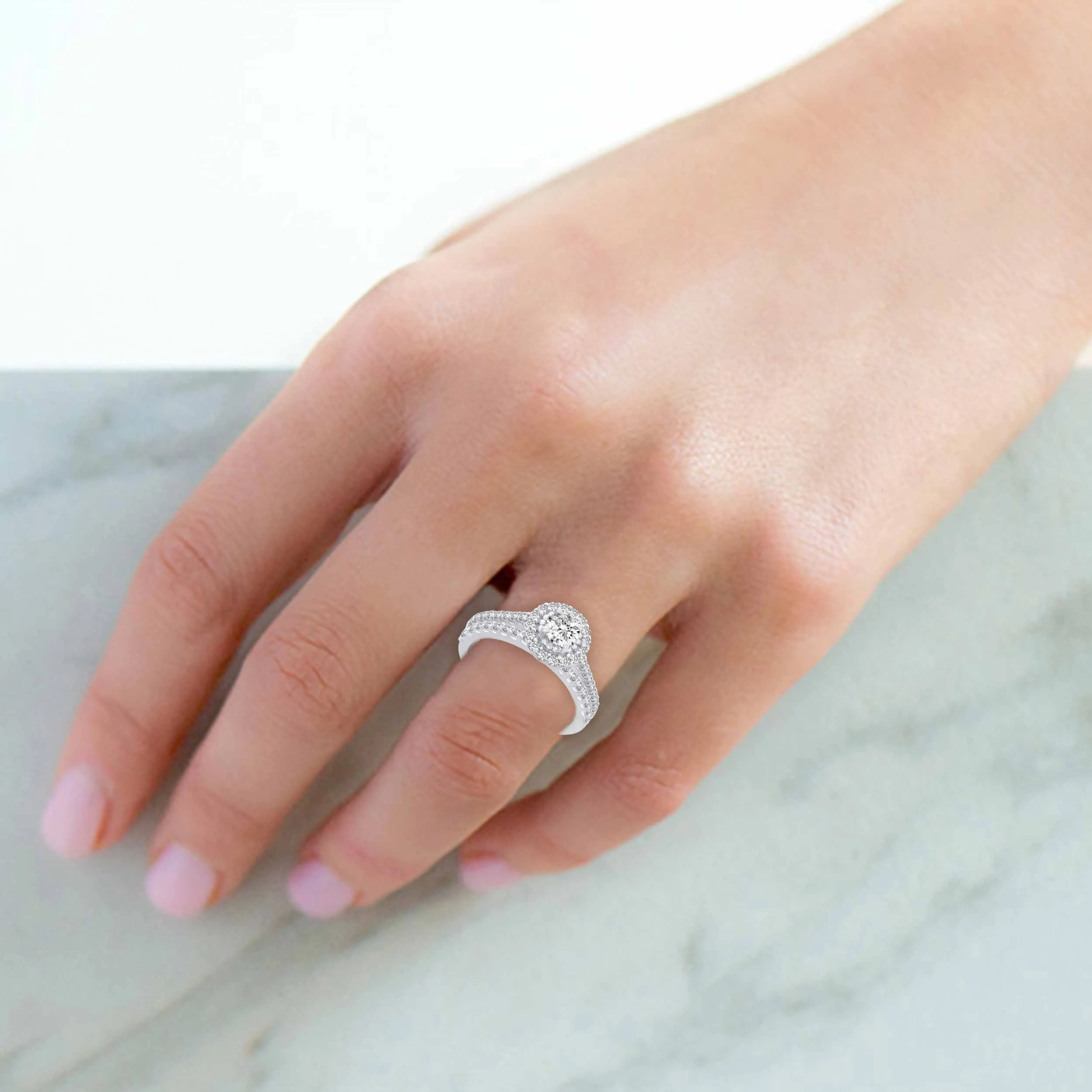 1 Cttw  (I2 Clarity) Diamond Halo Engagement Wedding Bridal Ring & Band in 10K Gold