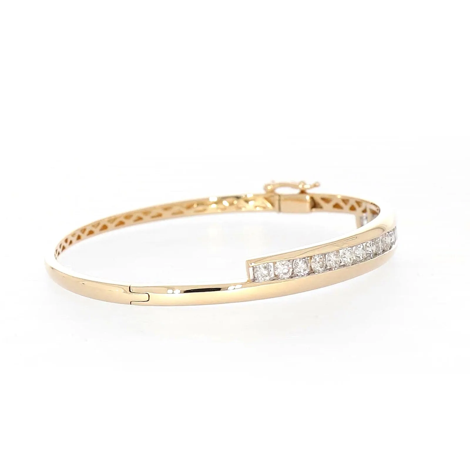 9ct Yellow Gold Round Brilliant Cut with 2 CARAT tw of Diamonds Bangle