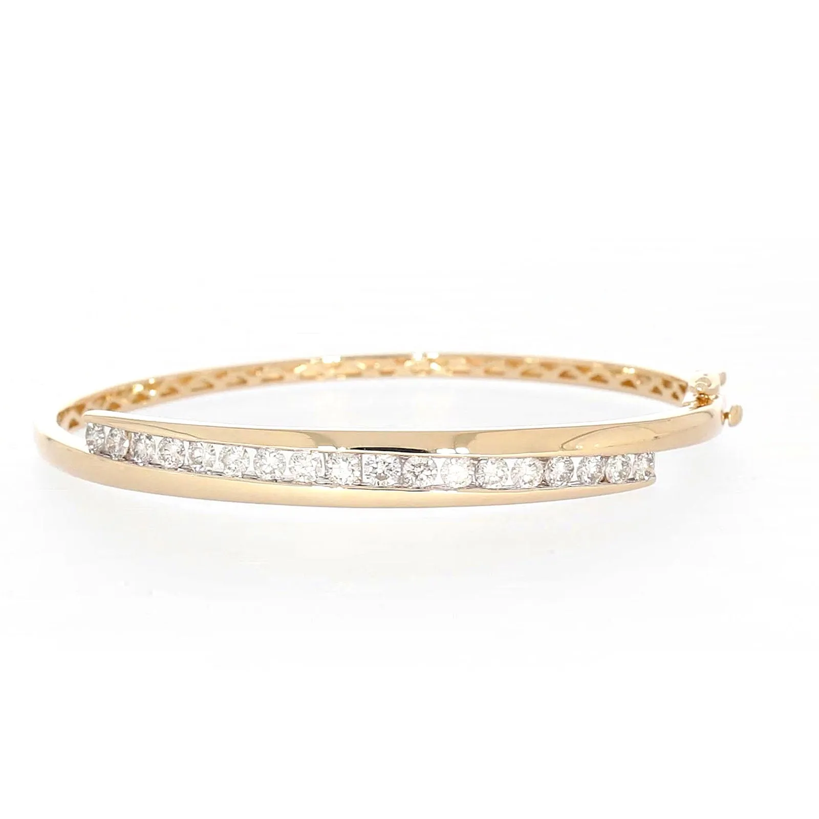 9ct Yellow Gold Round Brilliant Cut with 2 CARAT tw of Diamonds Bangle