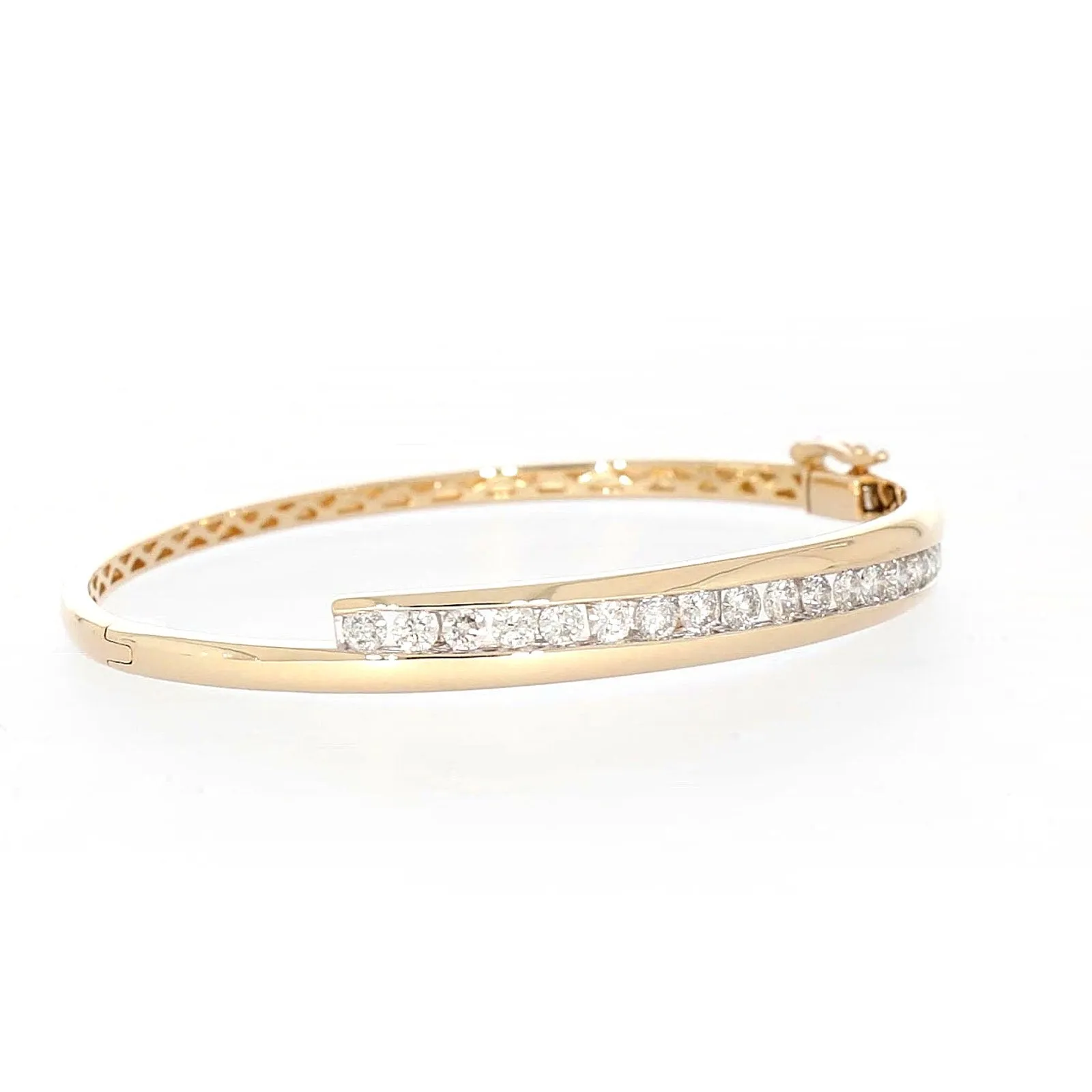 9ct Yellow Gold Round Brilliant Cut with 2 CARAT tw of Diamonds Bangle