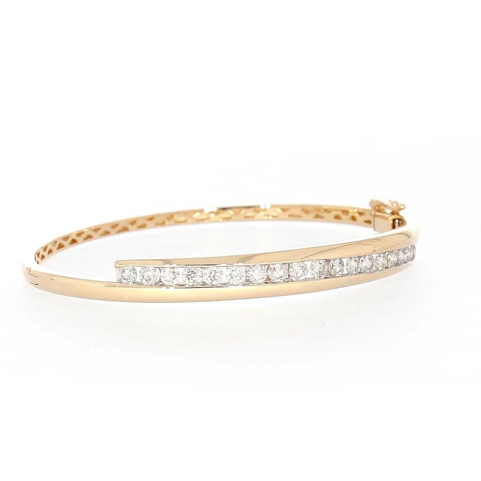 9ct Yellow Gold Round Brilliant Cut with 2 CARAT tw of Diamonds Bangle