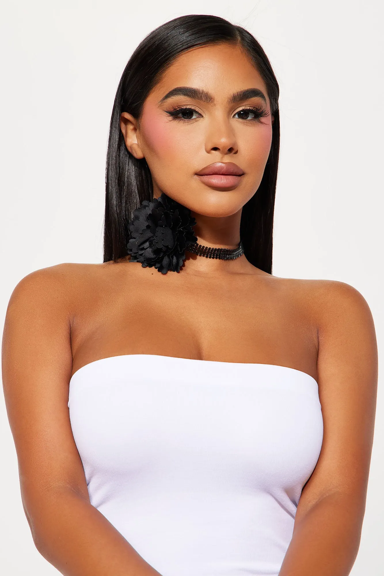Beautiful Flor Choker - Black