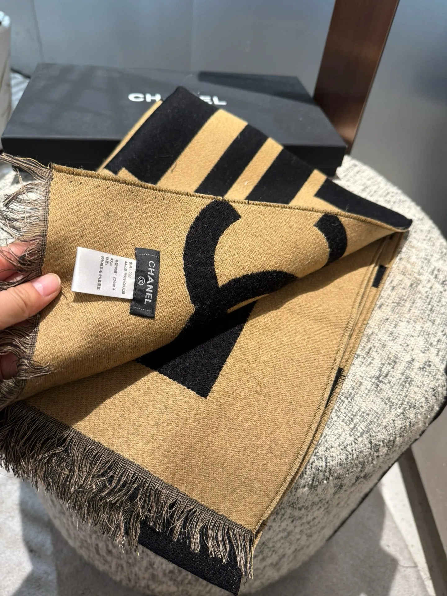 CLTH412 CC Scarf / 78.7x17inch