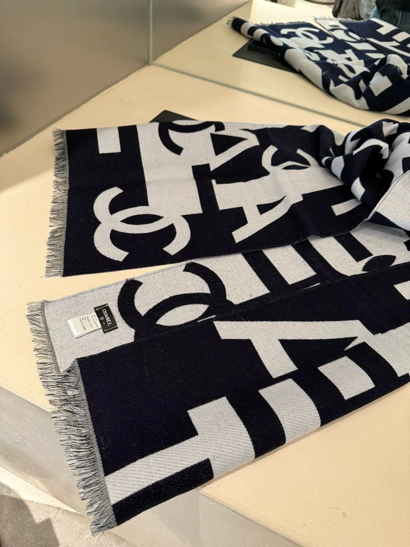 CLTH412 CC Scarf / 78.7x17inch