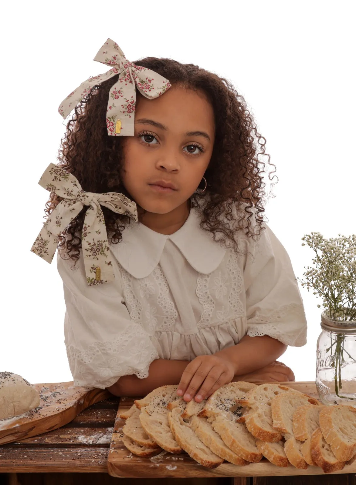 Dainty Floral Medium Bow