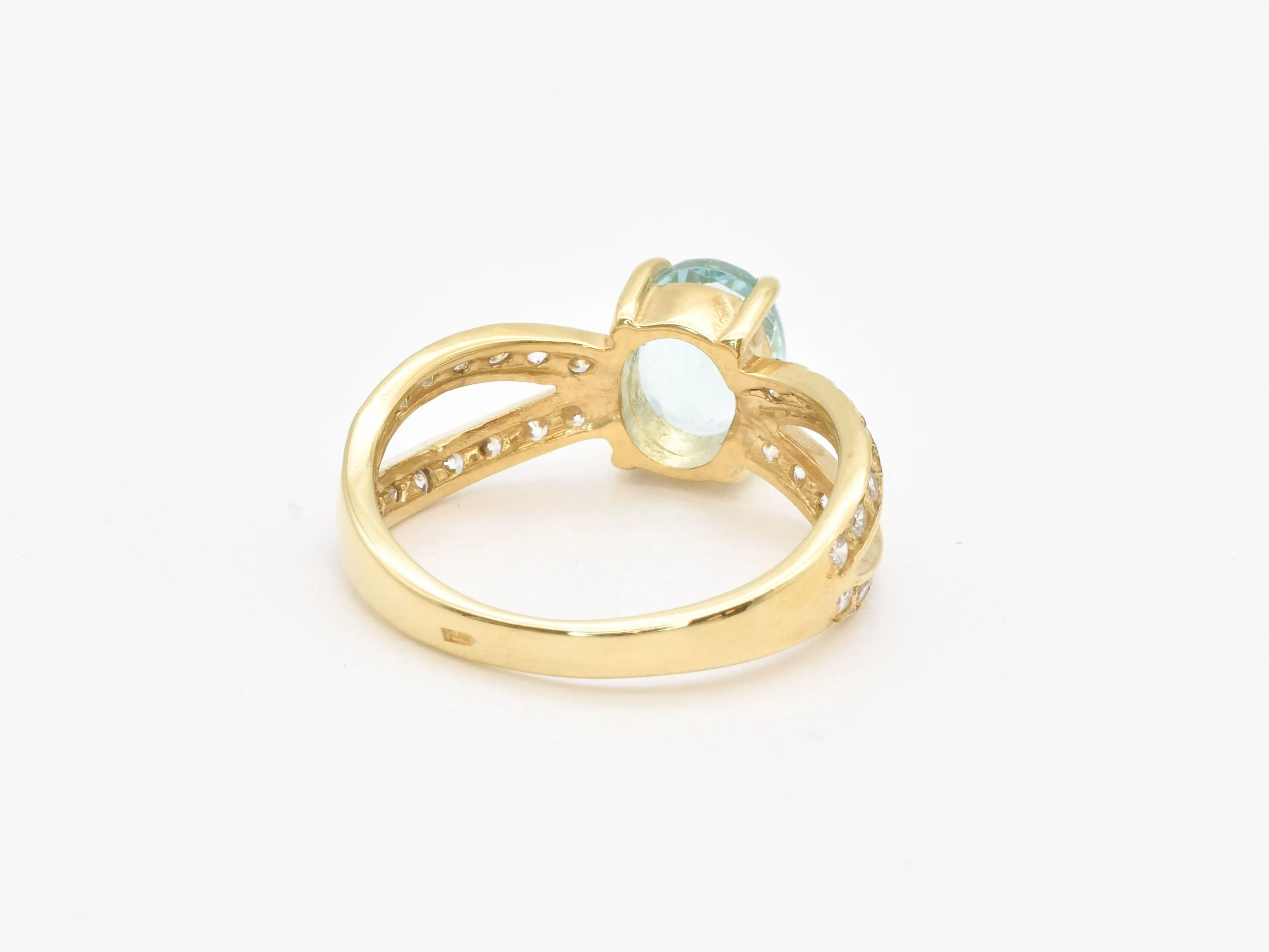 Gold Aquamarine Ring - Blue Oval Ring - Split Shank Ring