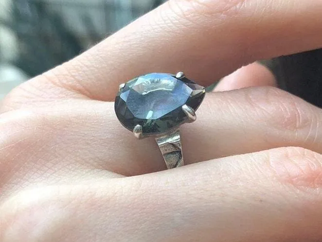 Green Diamond Ring - Vintage Statement Ring - Teardrop Solitaire Ring