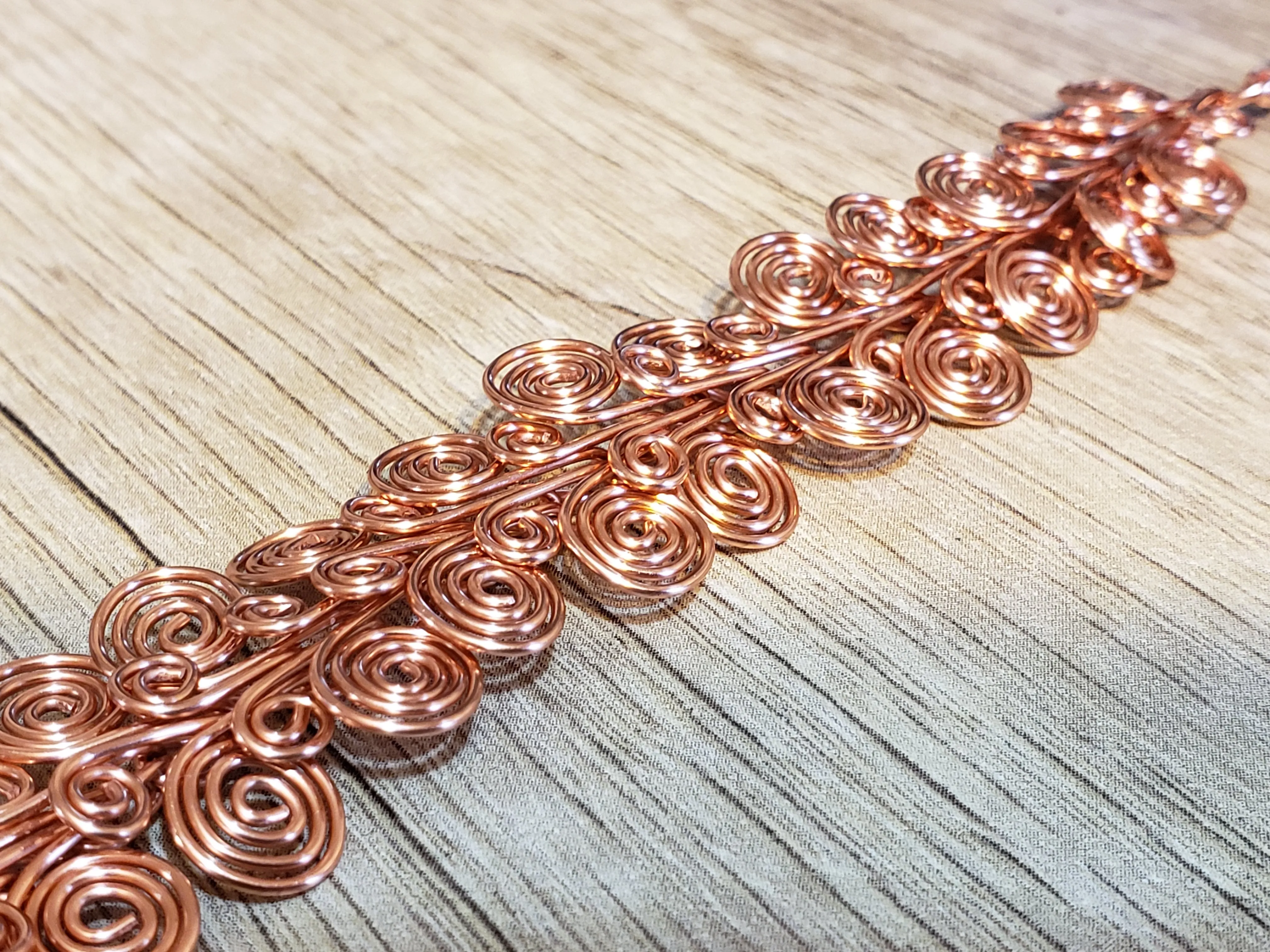 Hand Crafted Genuine Copper Spiral Chain Bracelet. Adjustable 6"-7" with Lobster Claw Clasp