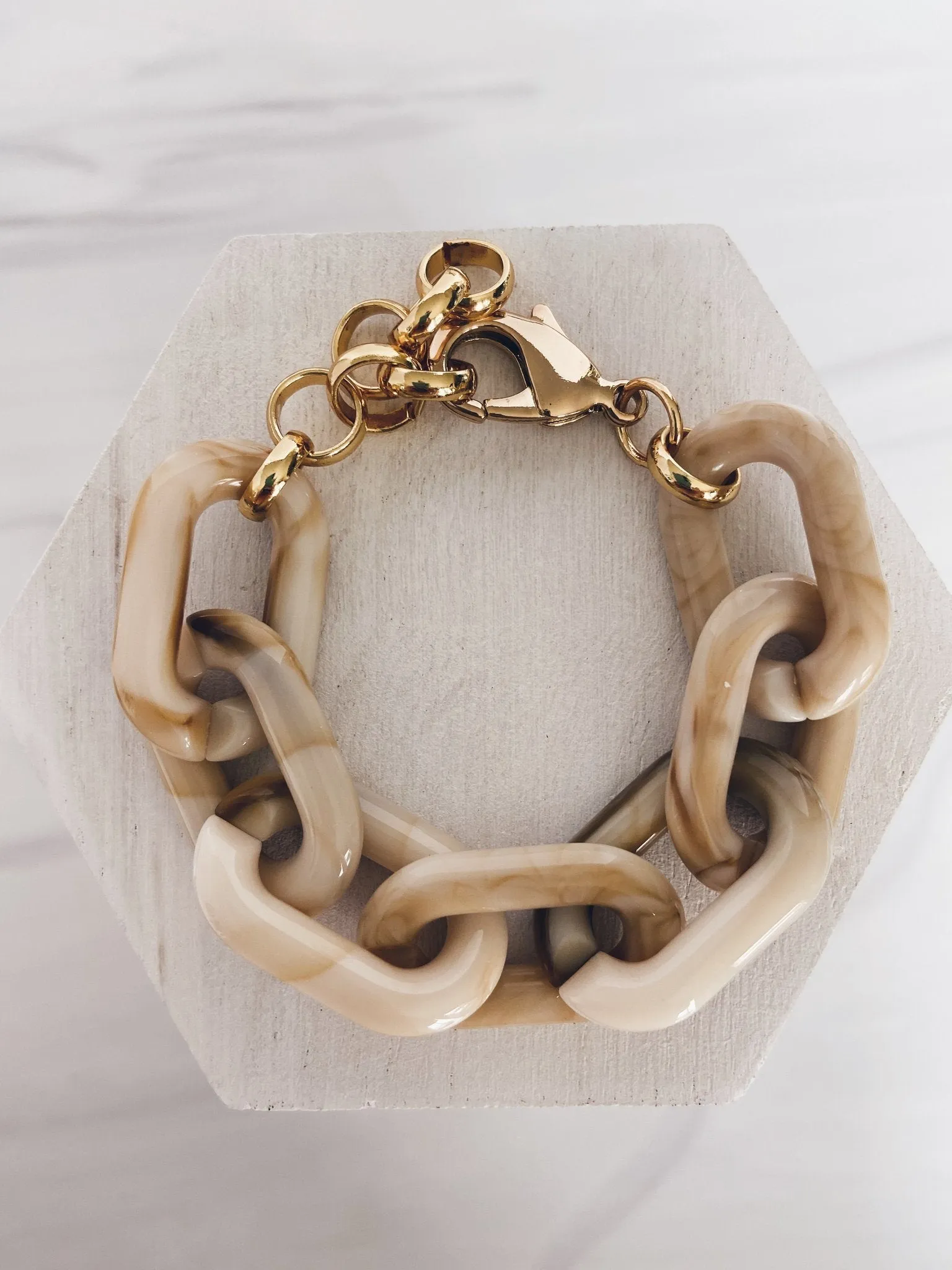 Mac and Ry - Chunky California Chain Bracelet in Caramel Marble
