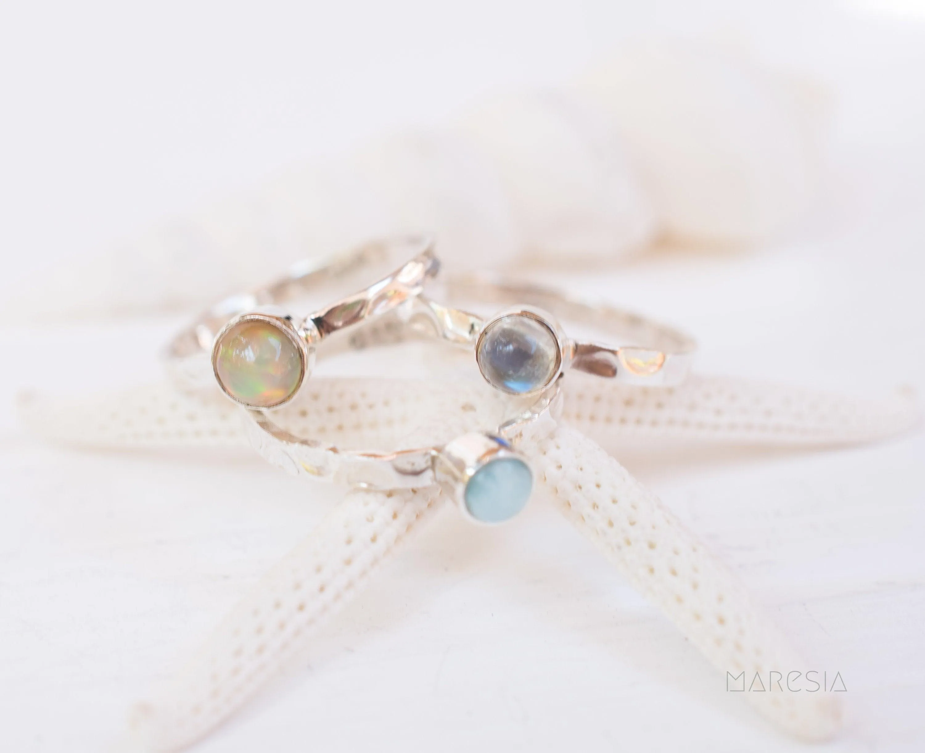 Moonstone Ring~ Sterling Silver 925 ~ MR207