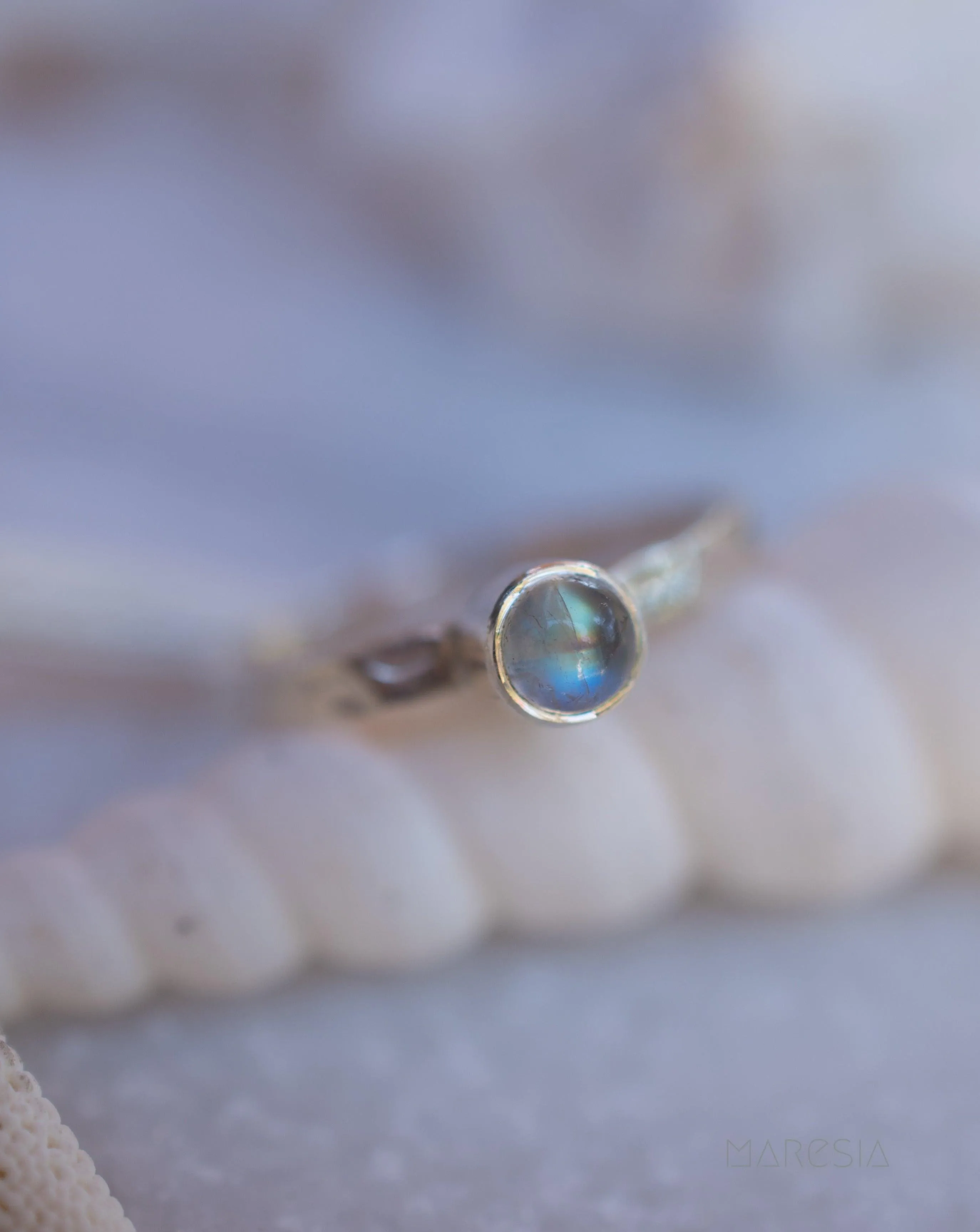 Moonstone Ring~ Sterling Silver 925 ~ MR207