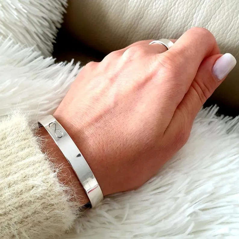 Personalized Bracelet - Anniversary Gift