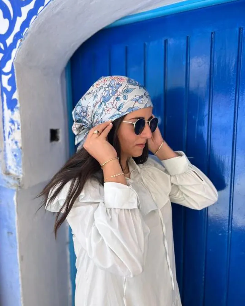 Scarf Bar Sky Blue Bloom Square Scarf