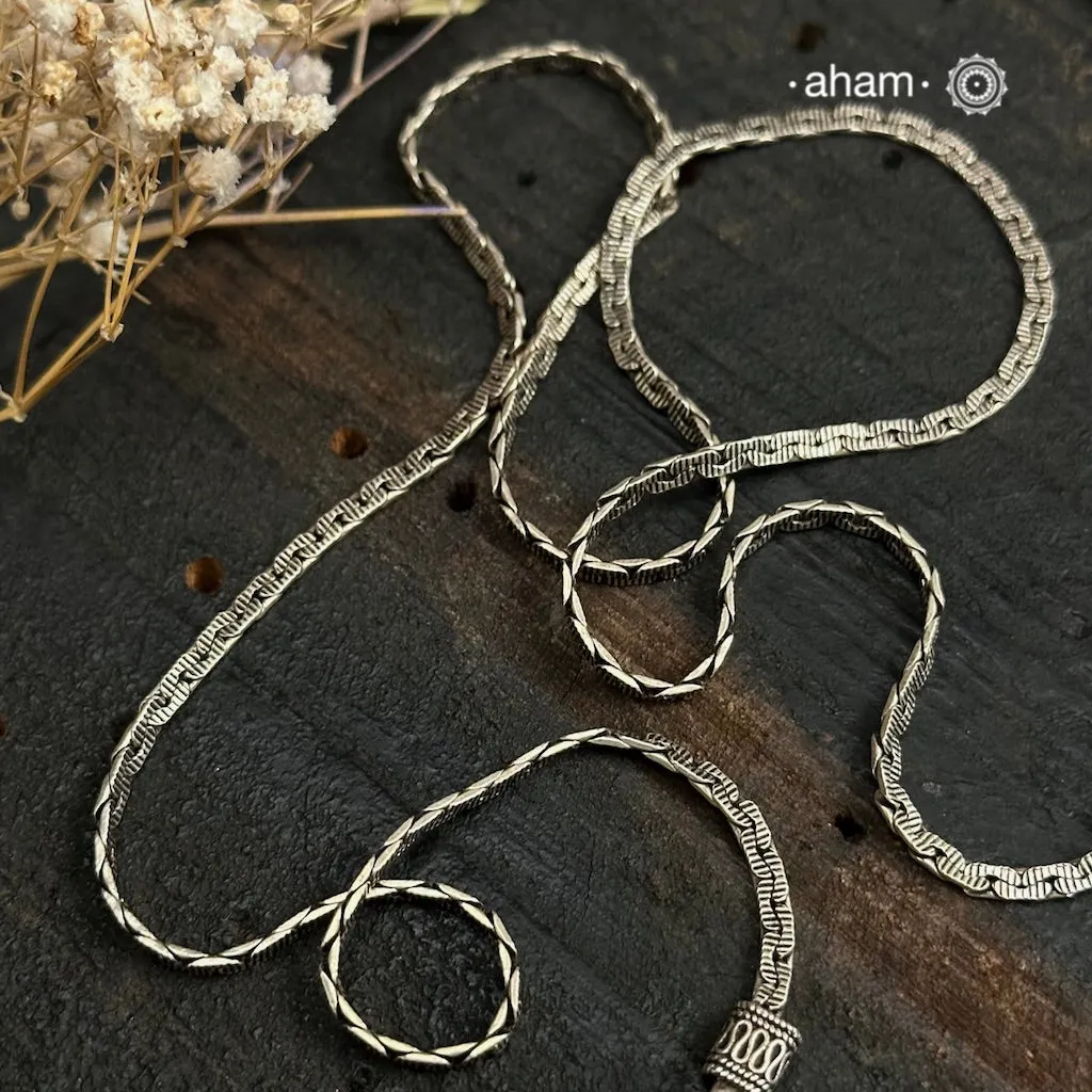 Silver Chain 22 Inches | 2.5 mm