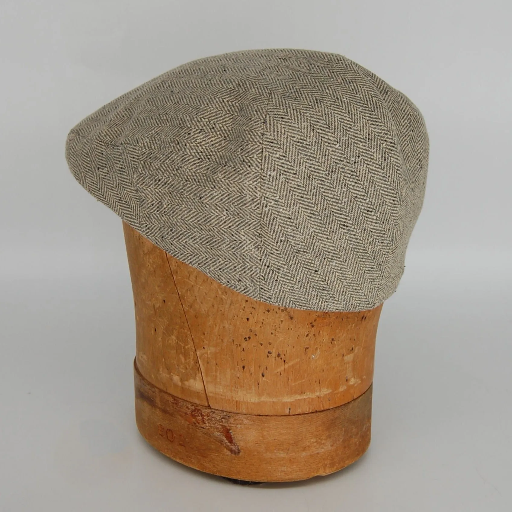 Suitor, Herringbone