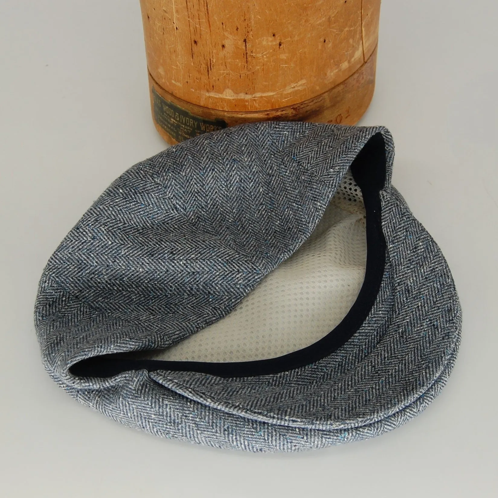 Suitor, Herringbone