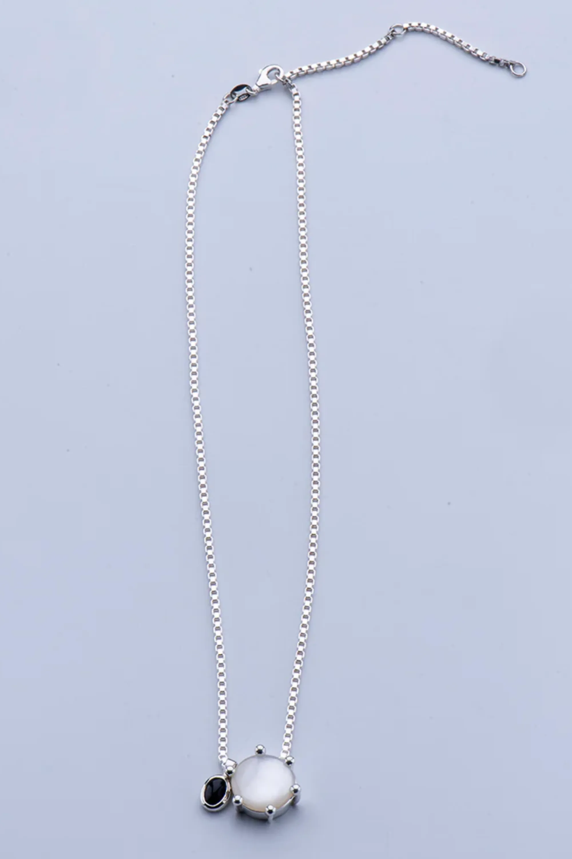 TREASURE CHOKER