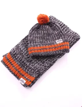 Unisex Tokyo Laundry Chamrousse Hat and Scarf Set in grey